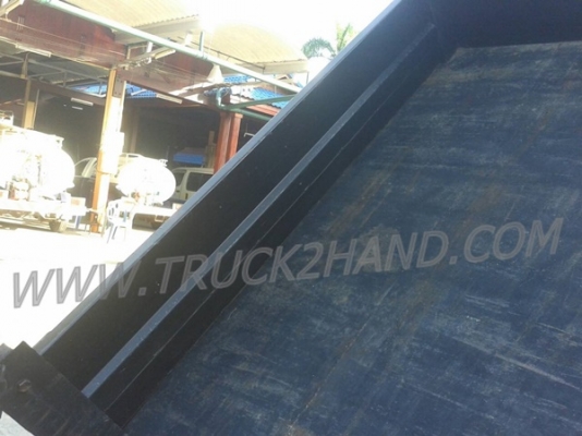 รถปิคอัพ 4 ล้อ กระบะดัมพ์  ยี่ห้อ NISSAN