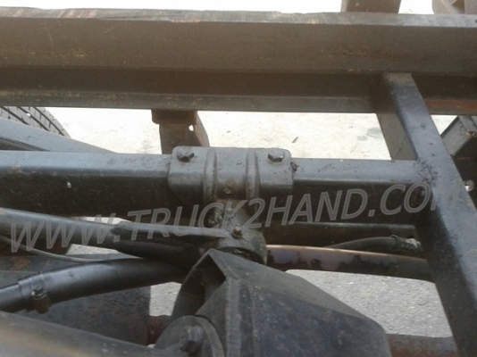 รถปิคอัพ 4 ล้อ กระบะดัมพ์  ยี่ห้อ NISSAN