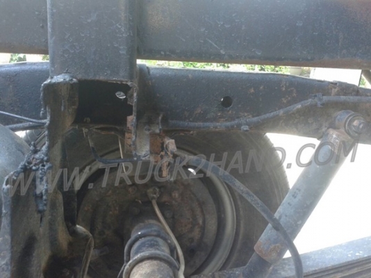 รถปิคอัพ 4 ล้อ กระบะดัมพ์  ยี่ห้อ NISSAN