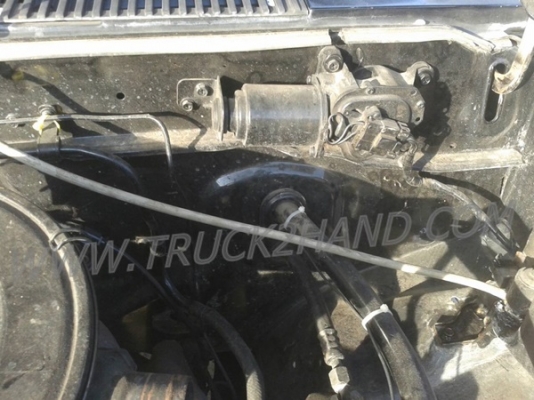 รถปิคอัพ 4 ล้อ กระบะดัมพ์  ยี่ห้อ NISSAN