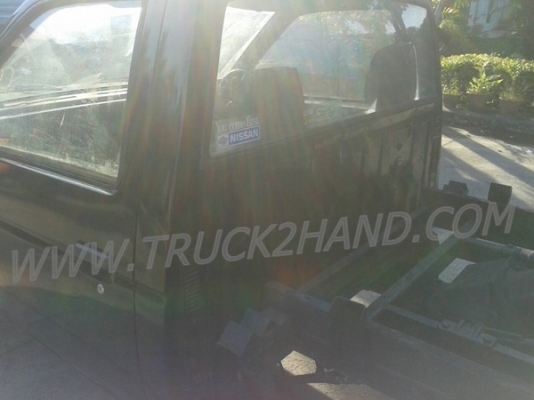 รถปิคอัพ 4 ล้อ กระบะดัมพ์  ยี่ห้อ NISSAN