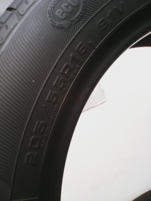 205/55R16 GOODYEAR EAGLE NCT5 ( MADE IN THAILAND )  มีชุด 4 เส้น  โทร.081-427-3941