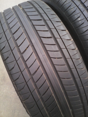 215/55R16 FALKEN ZIEX-ZE522  มี 2 เส้น TEL.081-427-3941