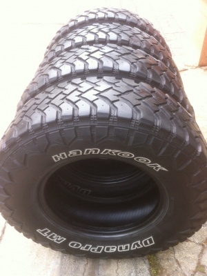 ขายยาง mud 265/75/16 ปี 11