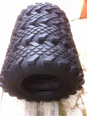 ขายยาง king cobra 32 x 15 ปี 11