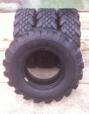 ขายยาง king cobra 32 x 15 ปี 11