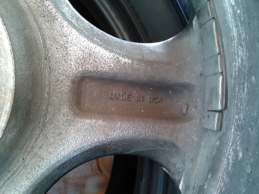 ขายแม๊กพร้อมยาง ขอบ17" 5รู 114