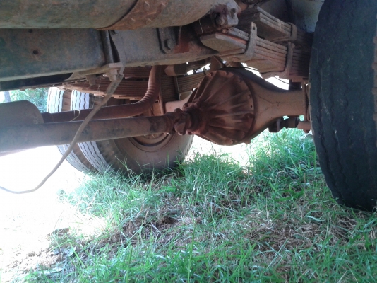 ขาย 6 ล้อ  ISUZU tl  เครื่อง toyota 85 แรง ลงเล่มแล้ว