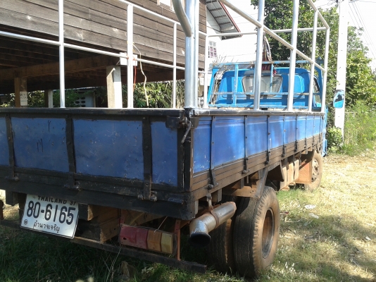 ขาย 6 ล้อ  ISUZU tl  เครื่อง toyota 85 แรง ลงเล่มแล้ว