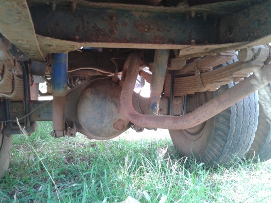 ขาย 6 ล้อ  ISUZU tl  เครื่อง toyota 85 แรง ลงเล่มแล้ว