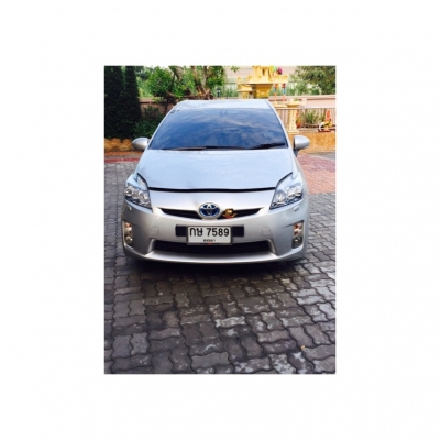Toyota prius รถสวย พร้อมใช้
