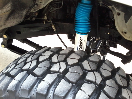 TOYOTA TIGER D4D 4WD วางคานแข็ง ช่วงล่างPROCOMP TOYOTA TIGER D4D 4WD วางคานแข็ง ช่วงล่างPROCOMP