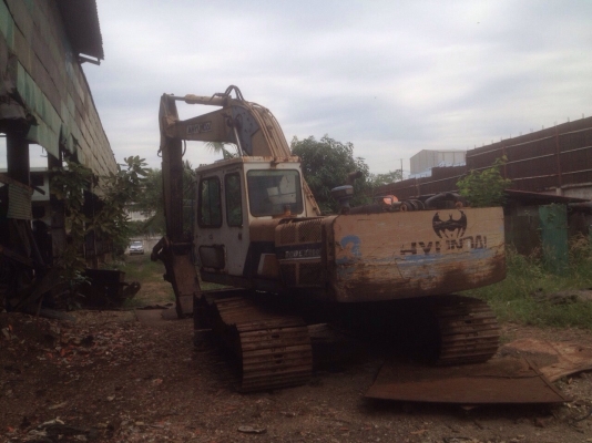 ขายรถขุดขนาด200ถูกๆอุปกรณ์ครบ ตามสภาพ