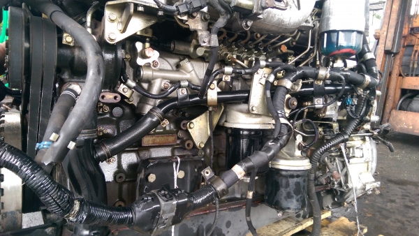 เครื่องยนต์ 6 m 70 turbo พร้อมหม้อน้ำอินเตอร์คูลเลอร์ 380 แรง ตรงสเปกบ้านเรา เครื่องยนต์ 6 m 70 turbo พร้อมหม้อน้ำอินเตอร์คูลเลอร์ 380 แรง ตรงสเปกบ้านเรา