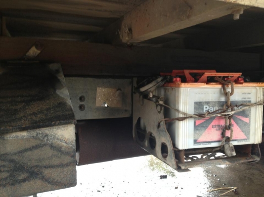 ***ขายแล้วครับขอบคุณ Truck2hand ขาย6ล้อช่วงยาว เดิมๆบางๆ HINO KM779 WO4D-117HP เกียร์สั้น ห้างแท้ เครื่องเดิมเกียร์เดิม แห้งๆ แน่นๆ ไม่มีเยิ้ม เกียร์ดีไม่มีหลุด ช่วงล่างเดิม 6น็อต หน้า-หลัง คัสซีสวยเดิมๆ ไม่มีปะไม่มีดาม ไม่มีบวม กระบะคาร์โก้ยาว5.50ม.สภาพด ***ขายแล้วครับขอบคุณ Truck2hand ขาย6ล้อช่วงยาว เดิมๆบางๆ HINO KM779 WO4D-117HP เกียร์สั้น ห้างแท้ เครื่องเดิมเกียร์เดิม แห้งๆ แน่นๆ ไม่มีเยิ้ม เกียร์ดีไม่มีหลุด ช่วงล่างเดิม 6น็อต หน้า-หลัง คัสซีสวยเดิมๆ ไม่มีปะไม่มีดาม ไม่มีบวม กระบะคาร์โก้ยาว5.50ม.สภาพด