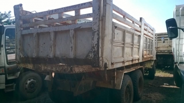 ขาย 10 ล้อ 2 เพลาดั้ม FM177LA คัสซีสวยตลอดเส้น เครื่อง EH700 168 แรงม้า เกียร์ HO สโลว์เดิม ช่วงล่างเดิม หัวเก๋งกับกระบะต้องเก็บหน่อย เบรคลมดัน พาวเวอร์ ทะเบียนพร้อมโอน ราคาต่อรองได้ครับ