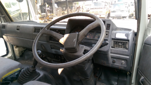 หัวเก๋ง hino super เสี่ย หัวเก๋ง hino super เสี่ย