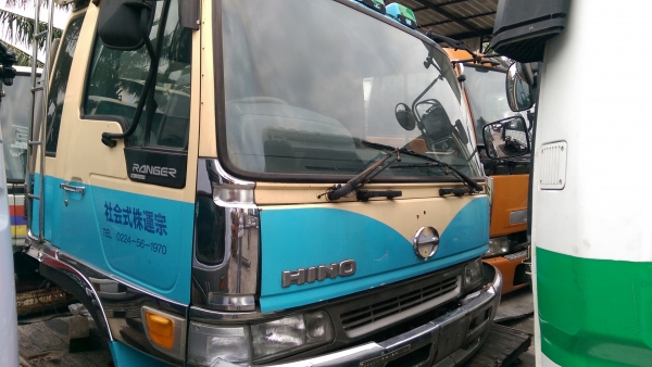 หัวเก๋ง hino super เสี่ย หัวเก๋ง hino super เสี่ย