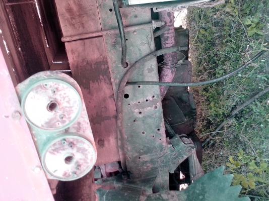 ขาย 6 ล้อ  ISUZU เครื่อง 100  แรง