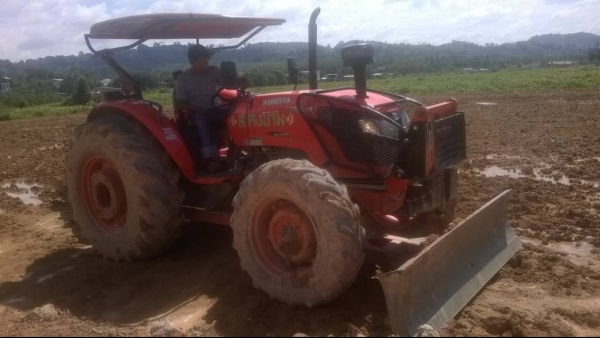 ขายด่วน kubota m9540 สภาพสวย ใช้น้อย อุปกรณ์ครบ ขาย670000 ขายด่วน kubota m9540 สภาพสวย ใช้น้อย อุปกรณ์ครบ ขาย670000