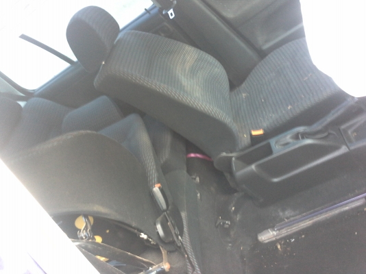 ขายแยกอะไหล่ทั้งคัน โฟร์คซวาเก้น ถูกๆ สอบถามได้คร้าบ