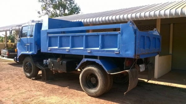 ขาย 6 ล้อดั้มยาง 900 คัสซีสวยตลอดเส้น เครื่อง 6BB1 145 แรงม้าปั้มลม เฟืองท้ายใหญ่โบ้ เบรคทิฟฟี่ พวงมาลัยพาวเวอร์ ยางเต็ม ทะเบียนเต็มพร้อมโอน ราคาคุยกันได้ครับ ขาย 6 ล้อดั้มยาง 900 คัสซีสวยตลอดเส้น เครื่อง 6BB1 145 แรงม้าปั้มลม เฟืองท้ายใหญ่โบ้ เบรคทิฟฟี่ พวงมาลัยพาวเวอร์ ยางเต็ม ทะเบียนเต็มพร้อมโอน ราคาคุยกันได้ครับ