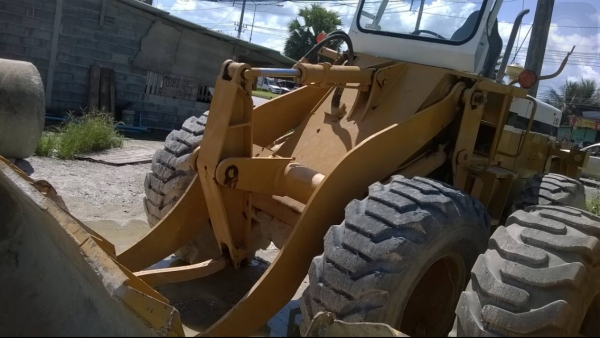 ขายด่วนรถตักKOMATSU 510 รุ่นกรองคู่ สภาพดี พร้อมใช้งาน ขาย550000 ขายด่วนรถตักKOMATSU 510 รุ่นกรองคู่ สภาพดี พร้อมใช้งาน ขาย550000