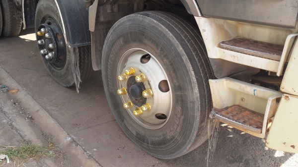 ขายด่วนHINOFM1Mสองเพลาดั้มแม่ลูกติดก๊าซNGV10ถังราคาเบาๆโทร0843923995