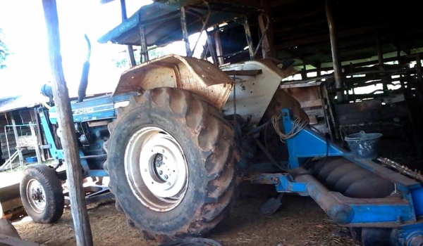 **295,000 บ.ต่อรอง**ขายรถไถ1เพลา FORD6600 T3 ตัวเต็ม เครื่องเดิมเกียร์เดิม เครื่องดี สตาร์ทง่าย แรงยังดี เกียร์ดี เข้าง่าย ปั้มดี แรงดี ทำงานดี คล่องตัว ท้ายดีไม่แตก ไม่ร้าว ยกหางดี แรง ระบบไฮฯใช้งานปกติ รถทำงานลุยงานได้ปกติ ตอนนี้จอด ยางพอใช้ ทรงดี สีสัน **295,000 บ.ต่อรอง**ขายรถไถ1เพลา FORD6600 T3 ตัวเต็ม เครื่องเดิมเกียร์เดิม เครื่องดี สตาร์ทง่าย แรงยังดี เกียร์ดี เข้าง่าย ปั้มดี แรงดี ทำงานดี คล่องตัว ท้ายดีไม่แตก ไม่ร้าว ยกหางดี แรง ระบบไฮฯใช้งานปกติ รถทำงานลุยงานได้ปกติ ตอนนี้จอด ยางพอใช้ ทรงดี สีสัน