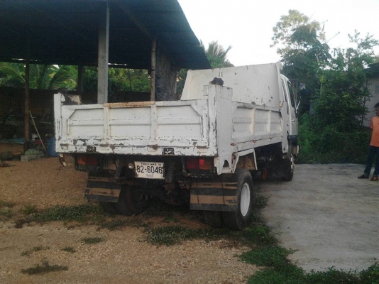 ***ขายแล้วครับขอบคุณ Truck2hand ขาย6ล้อดั้มดิน5คิว HINO 195 ประกอบ HINO FD3HGA HO7D-195HP ปี48 เครื่องเดิมเกียร์เดิม 195แรง เครื่องดีแน่นดี แรง เกียร์ดีไม่หลุด เข้าง่าย ช่วงล่างFหน้า-หลัง คัสซีดี ไม่ปะไม่ดาม กระบะดั้มเหล็ก5ตัน3.60ม.ยิงหน้า สภาพดี พื้นดี ข