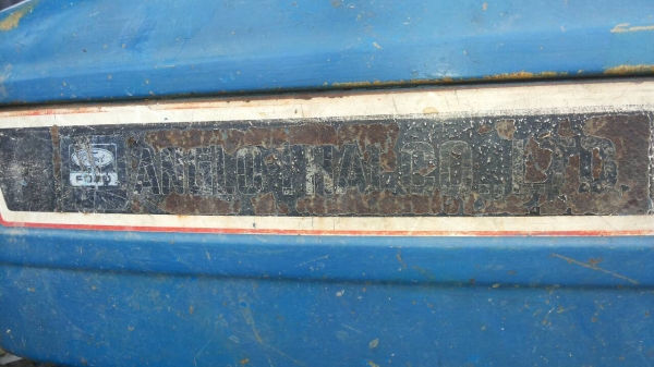 ขายรถไถ FORD 6610 2 เพลา เล่มทะเบียน ใบมีดดันหน้า 7 จาน ราคา 500000