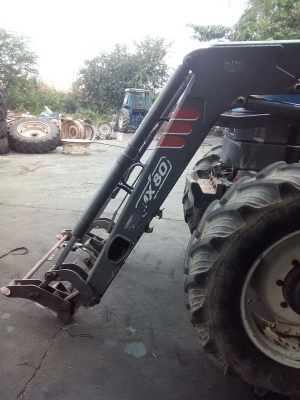 ขายแล้ว ชุดตักหน้ารถไถฟอร์ด TS90 ตรงรุ่น ยี่ห้อMAILLEUX  MX 80 รุ่นใหม่สภาพสวย มีบุ้งกี๋ตัก ขอบคุณเสี่ยหมู บ่อพลอย มากครับ