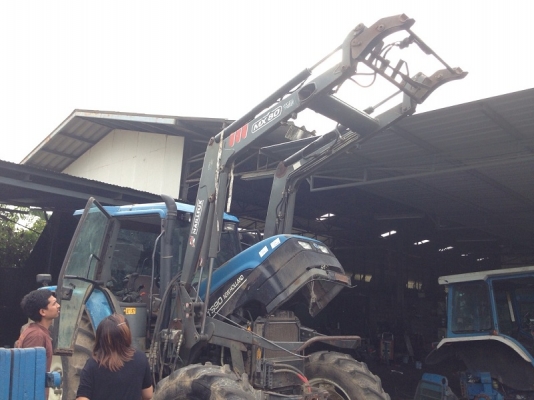 ขายแล้ว ชุดตักหน้ารถไถฟอร์ด TS90 ตรงรุ่น ยี่ห้อMAILLEUX  MX 80 รุ่นใหม่สภาพสวย มีบุ้งกี๋ตัก ขอบคุณเสี่ยหมู บ่อพลอย มากครับ