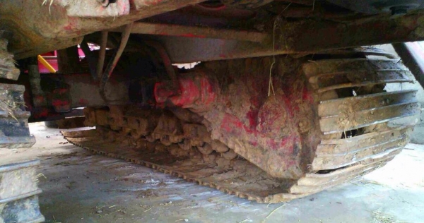 ขายด่วน รถเกี่ยวข้าว ศักดิพัฒนา รุ่น KM 51 เครื่องยนต์ 210 HP 6HH1 อุ้ม 2.5 ตัน ปั๊มไดกิ้นเบอร์ 23 ช่วงล่าง 12HT รถสวยสภาพดีมากครับพร้อมใช้งาน ราคาต่อรองได้ครับ