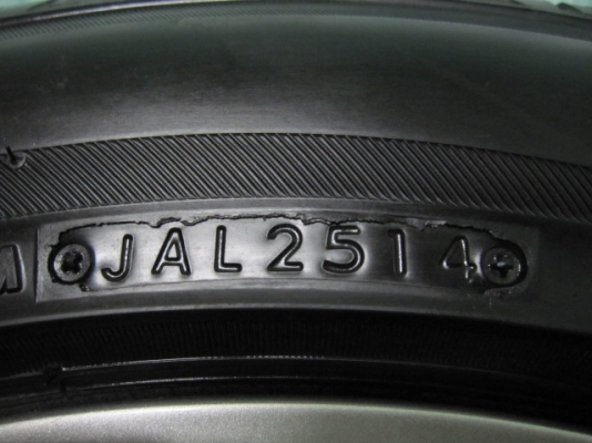 ขายล้อแม็กพร้อมยางป้ายแดง Nissan Juke ขอบ 17 ปี 14