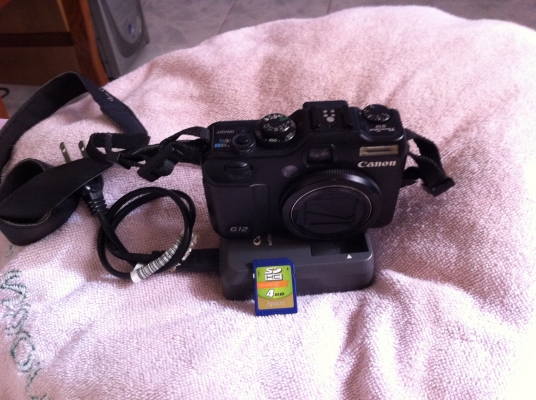 ขายกล้อง Canon G12 สภาพสวย 6500