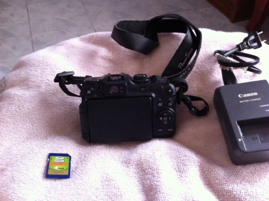 ขายกล้อง Canon G12 สภาพสวย 6500