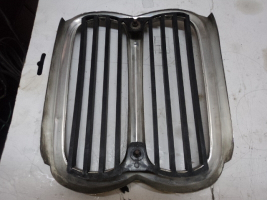 จมูก 2002 ไฟท้ายเหลี่ยม 4500บาท จมูก 2002 ไฟท้ายเหลี่ยม 4500บาท