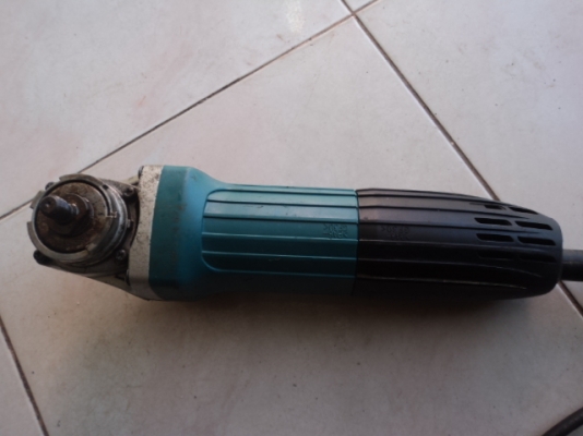 หินเจียร์ Makita  ga4030 ถูก1000บาท