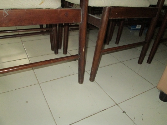 ขอขอบคุณครับคุณพิเชษฐ์จังหวัดพิจิตร เก้าอี้ 6 ตัวสวยมาก ไม่มีตำหนิ เบาะผ้านอกหนา ขา-ตัวไม้สักฝีมือ ขอขอบคุณครับคุณพิเชษฐ์จังหวัดพิจิตร เก้าอี้ 6 ตัวสวยมาก ไม่มีตำหนิ เบาะผ้านอกหนา ขา-ตัวไม้สักฝีมือ