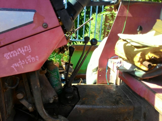 ขาย Massey Ferguson 390    2เพลา พร้อมดันหน้า