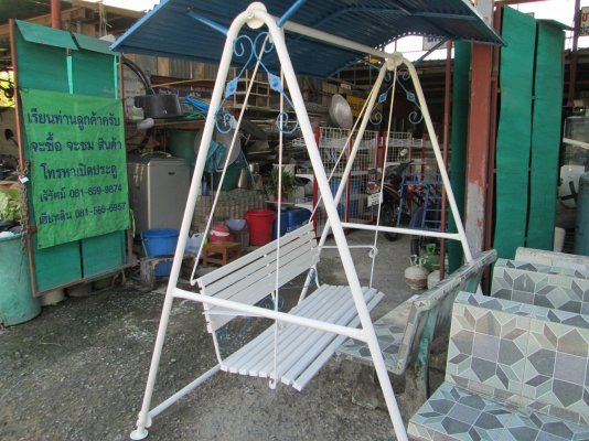 ชิงช้านั่งเล่นในบ้านนอกบ้าน   สำราญใจ       หลินรัชดาจัดให้