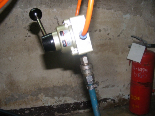 อุปกรณ์เพิ่มประสิทธิภาพการทำงานรถเกี่ยวข้าว