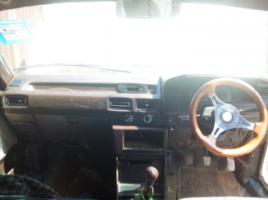 ขายโตโยต้าEE80 วางเครื่อง4AG เกียร์ธรรมดา ติดแก๊สแล้ว พร้อมใช้ ขายถูกๆ 18,000