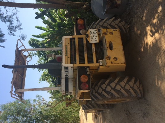 ขายด่วน รถตักล้อยาง KOMATSU 507 สภาพพร้อมใช้งาน ขาย450000 ขายด่วน รถตักล้อยาง KOMATSU 507 สภาพพร้อมใช้งาน ขาย450000