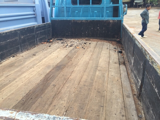 4ล้อใหญ่88แรงหัวกาตูนย์ รถสวยมากNKR55EX1T-7100082 สภาพสวย....