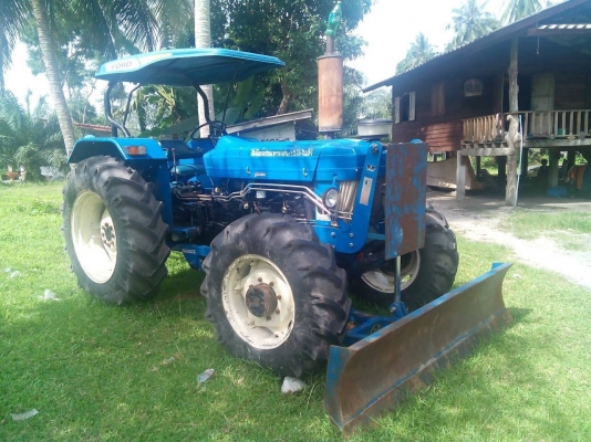 ขายด่วน รถไถ  FORD 7610 เครื่องดำ รถปี56 ใช้มา1xxx ชั่วโมง ขาย580000