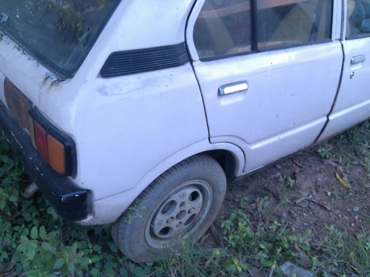 ขายรถ  รถซูซูกิ ฟรอนเต้จอดอยู่ที่อู่  หาคนซื้อเอาไปปั้นต่อ  ต้องการขาย 25000   มีรายการที่ต้องซ่อม   ตามนี้คะ 1.ลูกปืนล้อหน้าL+R  2ลูก 2ลูกปืนล้อหลัง L+R 2ชุด 3.ผ้าเบรคหน้า1ชุดผ้าเบรคหลัง1ชุด  4ยางซ่อมดิสก์เบรคหน้า 1 ชุด 5 กระบอกเบรคหน้า 2 ตัว 6 ลูกสูบดิส