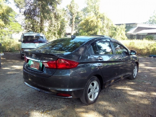 แม็กเดิม cityถอดป้ายแดง ขอบ15