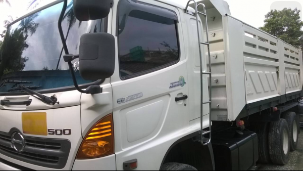 ขายรถสิบล้อฮีโน่ เมก้า320 แรงม้า ไฮทอร์ค ปึ49 ดั้มสามมิตร สภาพพร้อมใช้งาน ขาย1900000